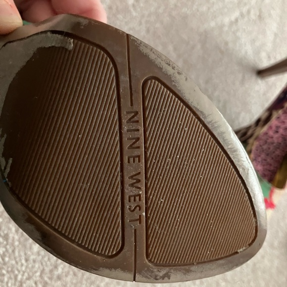 Nine West heels w/ animal print and tropical floral print Roberto-Cavalli Gucci - Picture 4 of 7